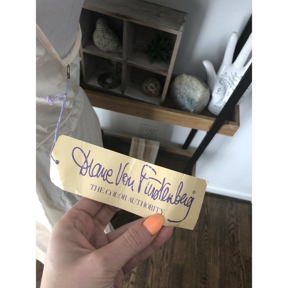 Diane Von Furstenberg Vintage NWT dead stock lingerie nightgown ivory - Picture 3 of 5